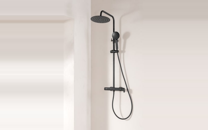 Roca Vega Plus Round noir mat — installée en douche